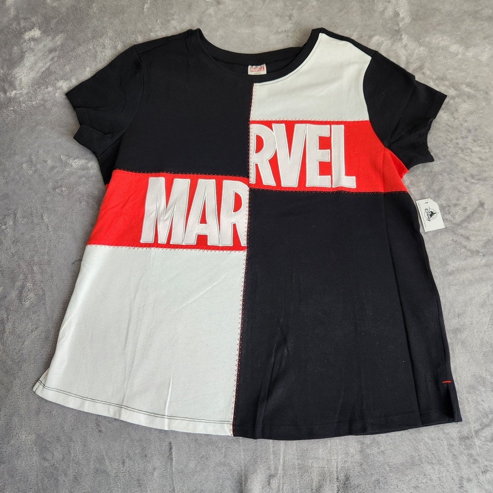 New Marvel Logo Color Block Fashion T Shirt Women's XL Short Sleeve Disney Parks